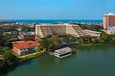 CINNAMON LAKESIDE EARLS REGENCY RIU BENTOTA